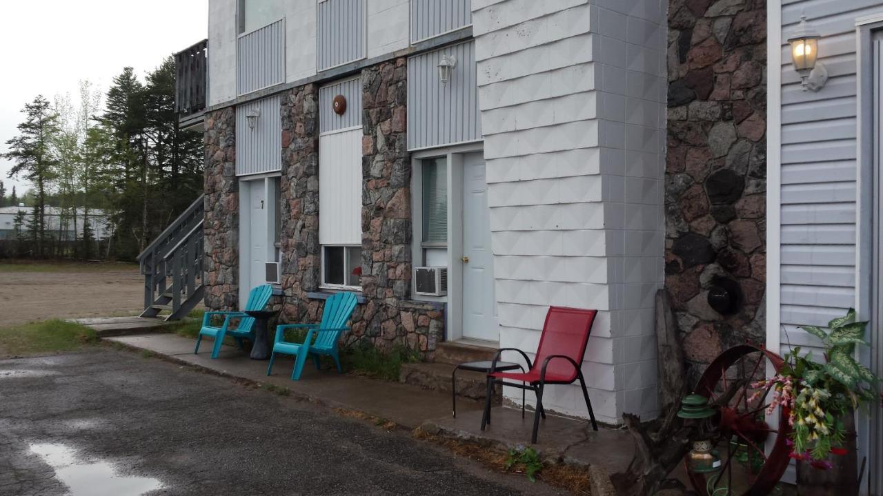 Nipigon Travelers Motel Exterior foto